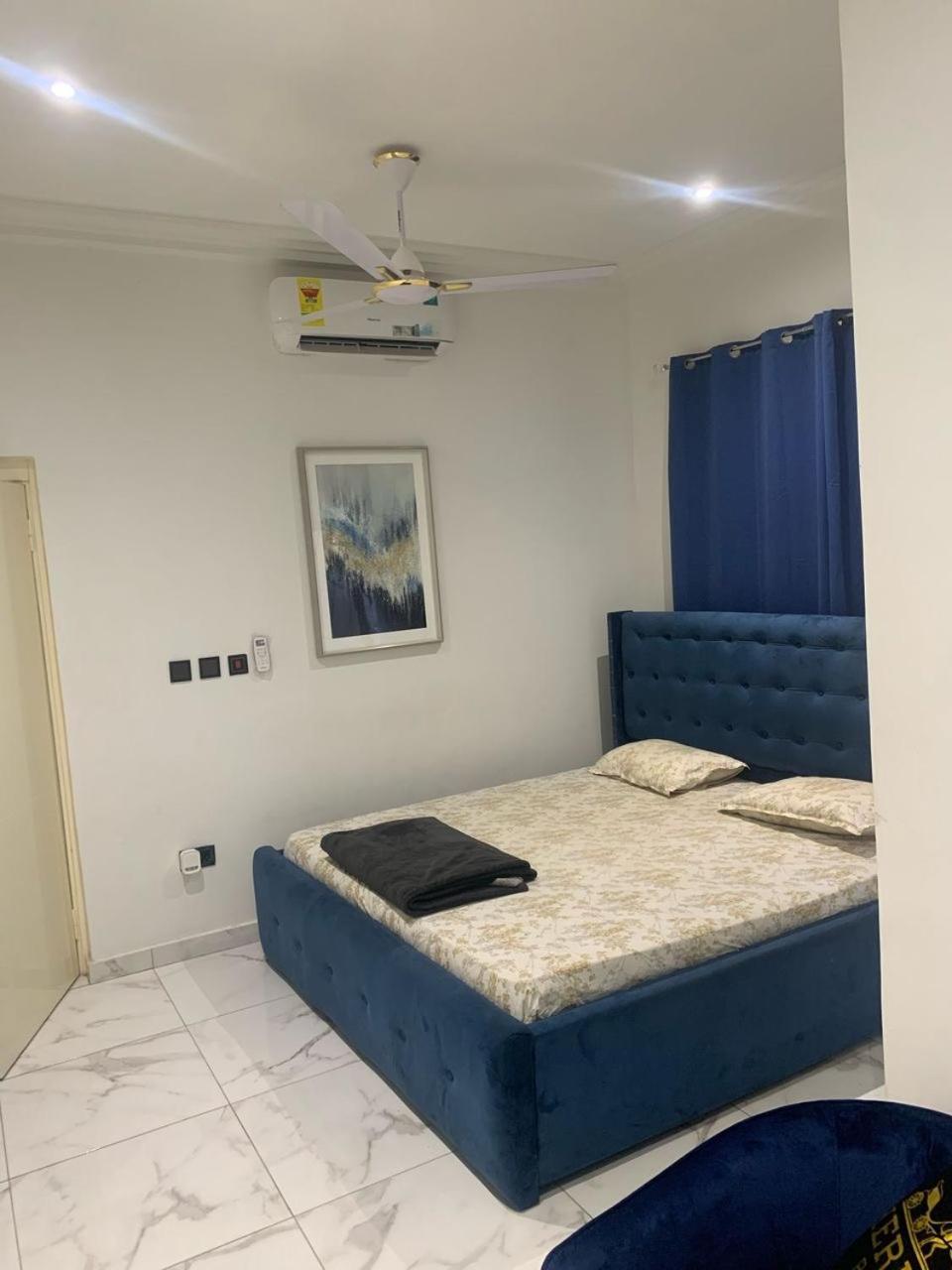 Bkjd 2 Bedrooms Tema Bagian luar foto