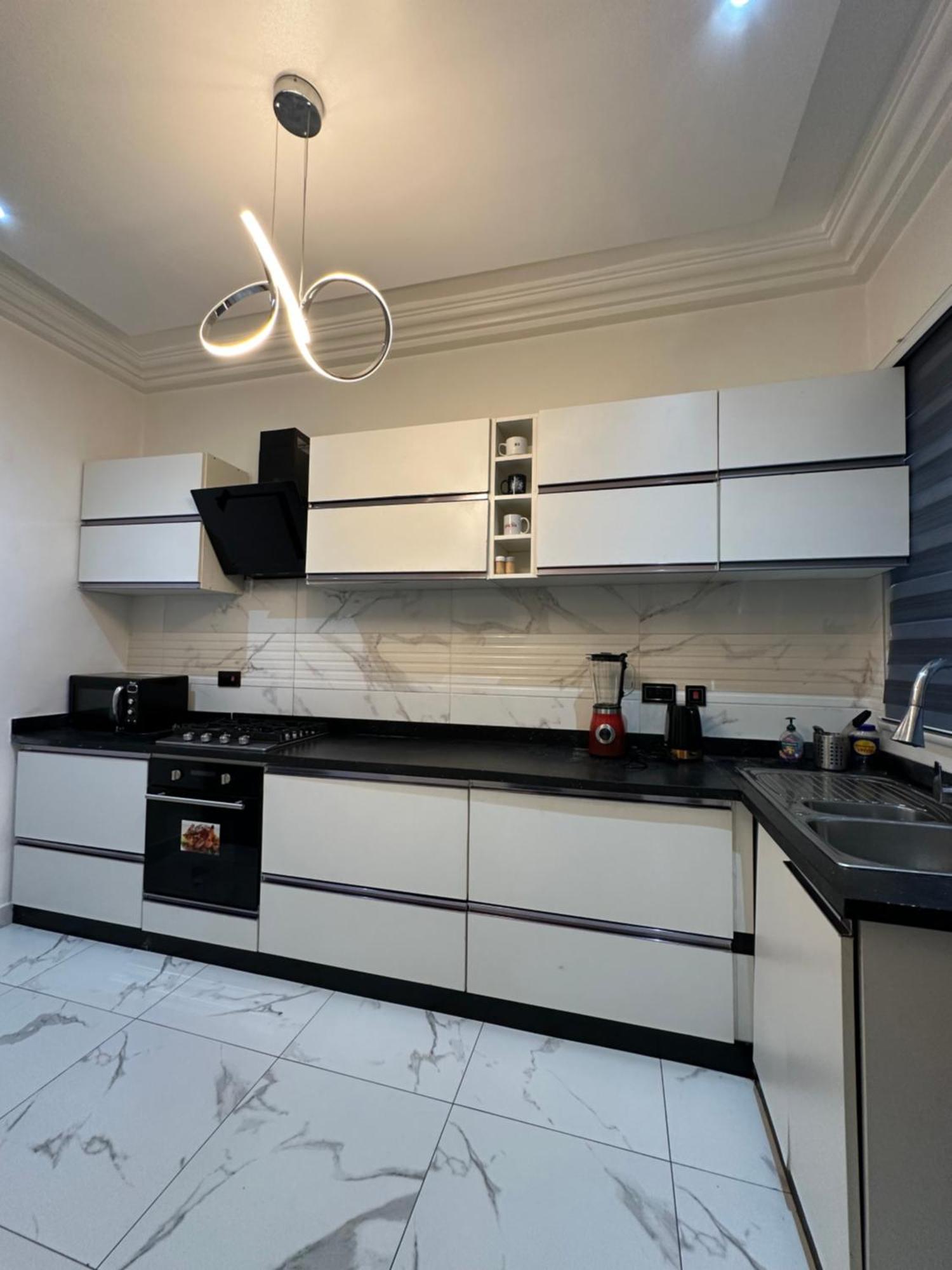 Bkjd 2 Bedrooms Tema Bagian luar foto