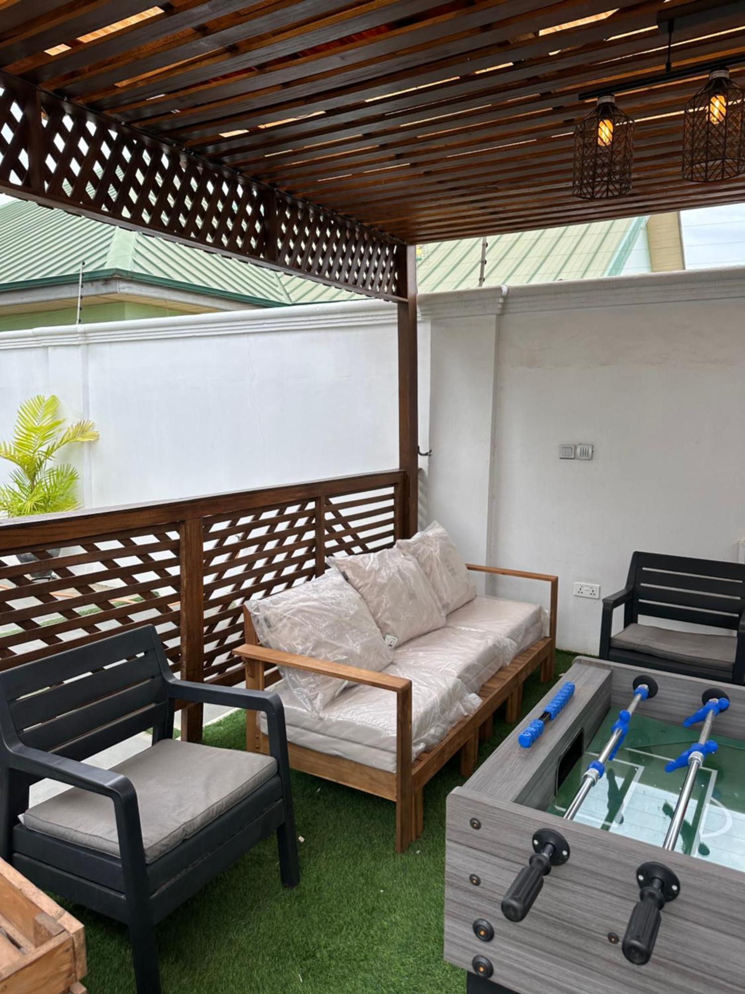 Bkjd 2 Bedrooms Tema Bagian luar foto